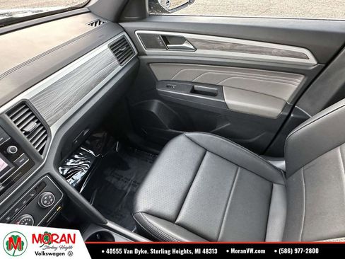 Certified 2023 Volkswagen Atlas Cross Sport SE AWD/4WD image 32