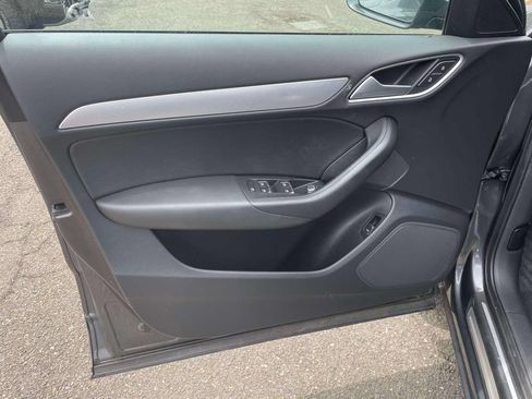Used 2018 Audi Q3 2.0T Premium FWD image 15