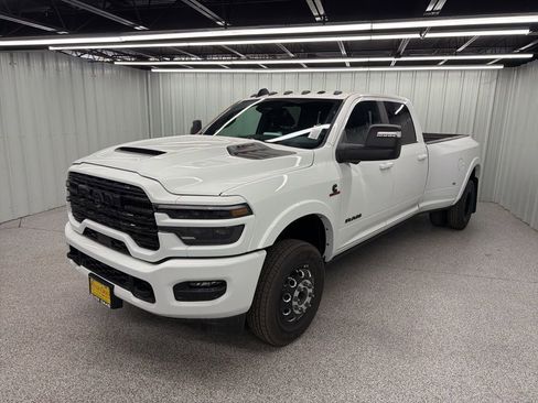 New 2026 RAM 3500 Limited image 3