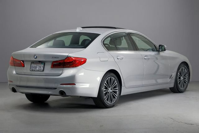 Used 2019 BMW 530i w/ Convenience Package RWD image 2