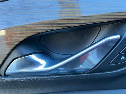 Used 2020 GMC Terrain SLE w/ GMC Pro Grade Package image 20