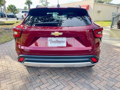 Used 2025 Chevrolet Trax LT w/ LT Convenience Package