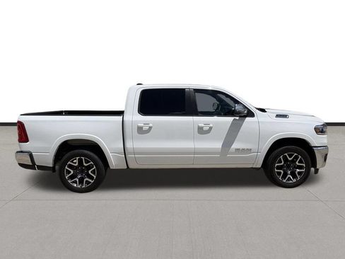 Used 2026 RAM 1500 Laramie AWD/4WD image 4