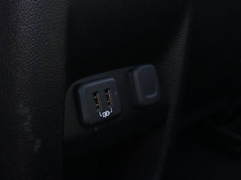 Used 2021 Chevrolet Colorado Z71 image 46