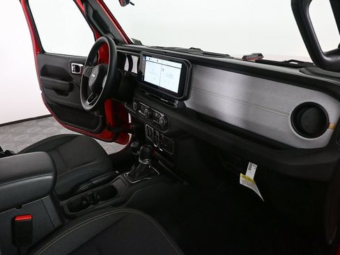 Used 2025 Jeep Gladiator Sport image 20