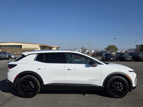 New 2026 Chevrolet Equinox EV LT w/ LPO, Blackout Package image 7