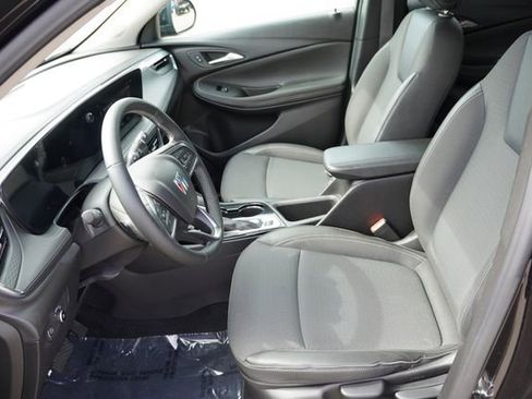 Used 2025 Buick Encore GX Preferred FWD image 15