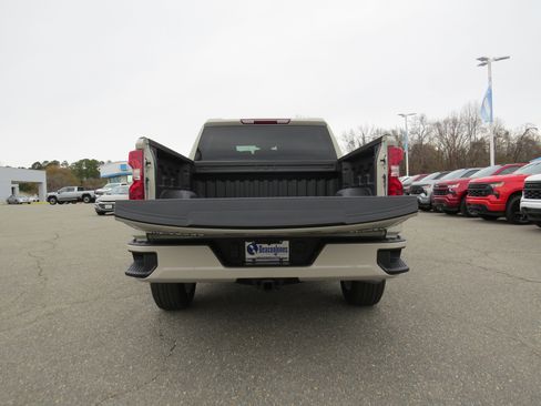 New 2026 Chevrolet Silverado 1500 Custom image 5