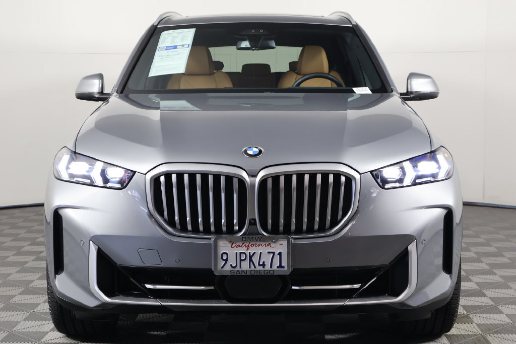 Certified 2024 BMW X5 sDrive40i w/ Premium Package RWD image 2