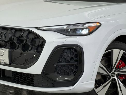 New 2025 Audi SQ5 Premium Plus image 11