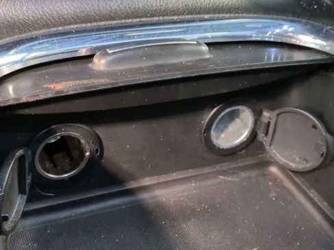 Certified 2018 Dodge Grand Caravan SXT w/ Driver Convenience Group image 31