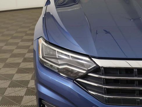 Used 2019 Volkswagen Jetta SE FWD image 13