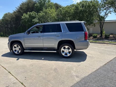 Used 2018 Chevrolet Tahoe LT w/ LT Signature Package image 8