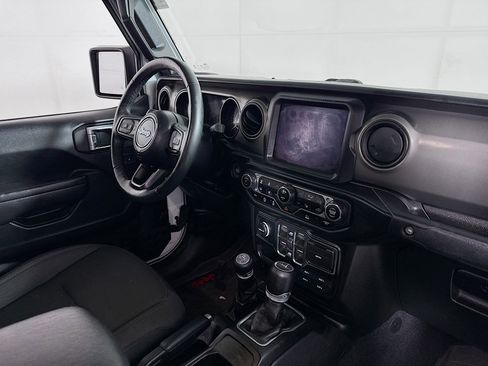 Used 2022 Jeep Gladiator Sport AWD/4WD image 28