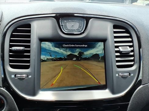 Used 2023 Chrysler 300 S RWD image 31