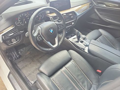 Used 2018 BMW 540i RWD image 21
