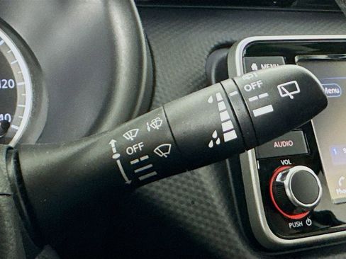 Used 2023 Nissan Kicks S image 14