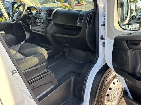 Used 2021 RAM ProMaster 2500 FWD image 25