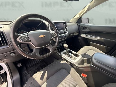 Used 2022 Chevrolet Colorado LT w/ Fleet Safety Package RWD image 11