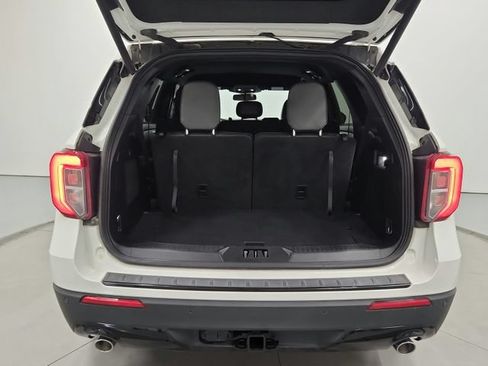 Used 2024 Ford Explorer ST-Line w/ Class IV Trailer Tow Package AWD/4WD image 30