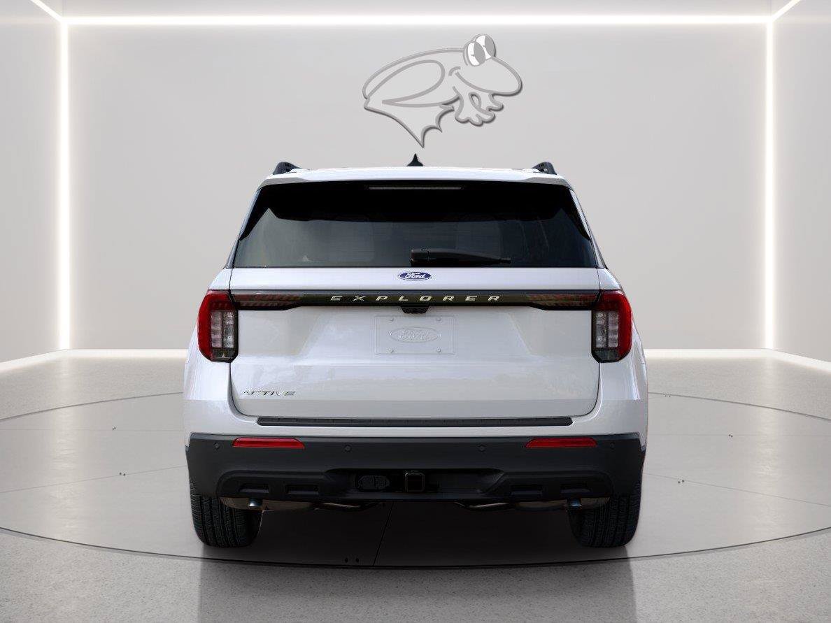 New 2027 Ford Explorer Active RWD image 4