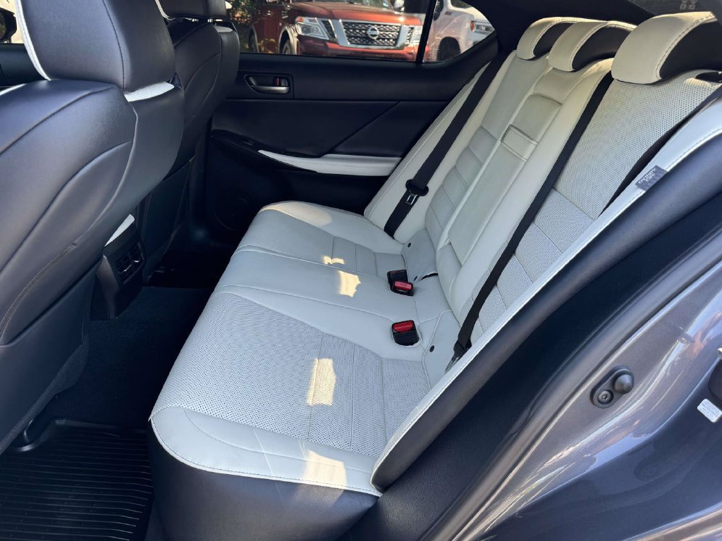 Used 2025 Lexus IS 350 F Sport w/ Navigation Package AWD/4WD image 18