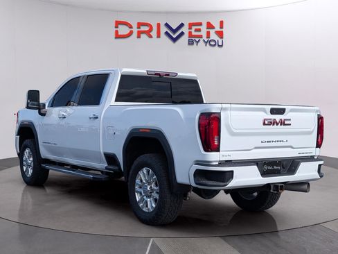 Used 2022 GMC Sierra 2500 Denali w/ Denali Ultimate Package AWD/4WD image 3