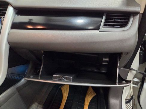 Used 2013 Ford Edge SE FWD image 36