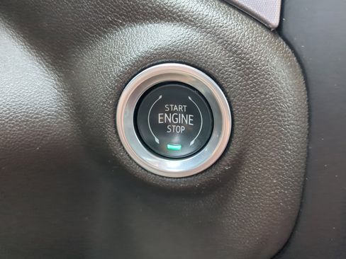 Used 2020 GMC Sierra 1500 SLT w/ SLT Convenience Package RWD image 26