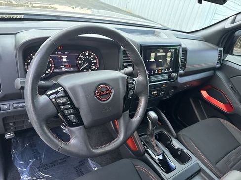 Used 2024 Nissan Frontier Pro-X image 15