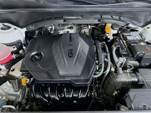 Used 2024 Kia Sorento S image 33