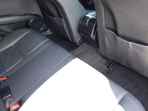 Used 2010 Mercedes-Benz C 350 Sport image 23