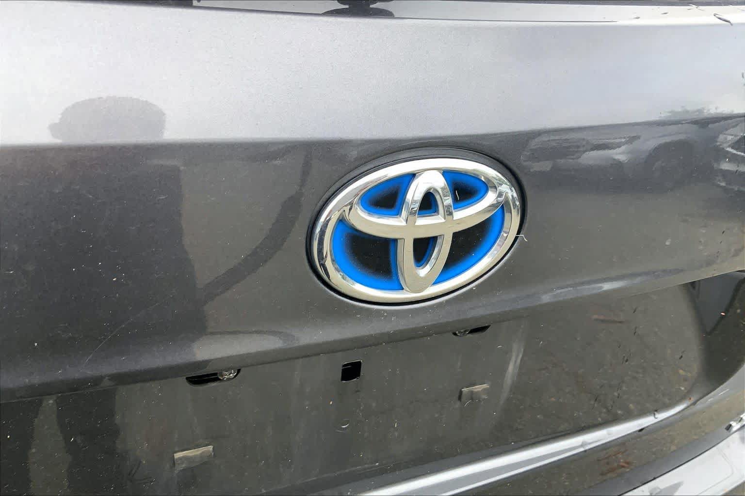 Used 2022 Toyota Highlander LE AWD/4WD image 31