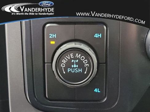 New 2025 Ford F150 XLT w/ Equipment Group 302A MID image 34