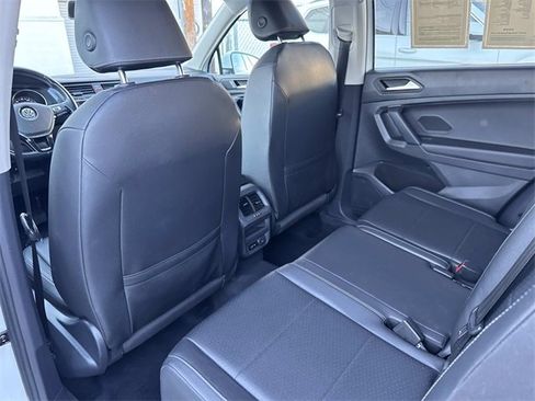 Used 2019 Volkswagen Tiguan SE image 10
