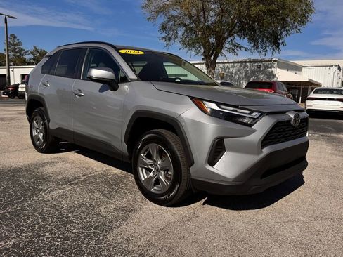 Used 2024 Toyota RAV4 XLE FWD image 11