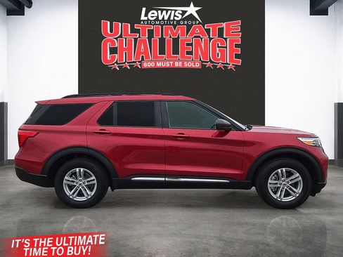 Used 2024 Ford Explorer XLT image 5