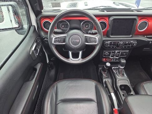 Used 2018 Jeep Wrangler Unlimited Rubicon AWD/4WD image 32