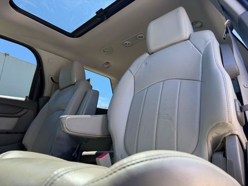 Used 2015 GMC Acadia SLT AWD/4WD image 10