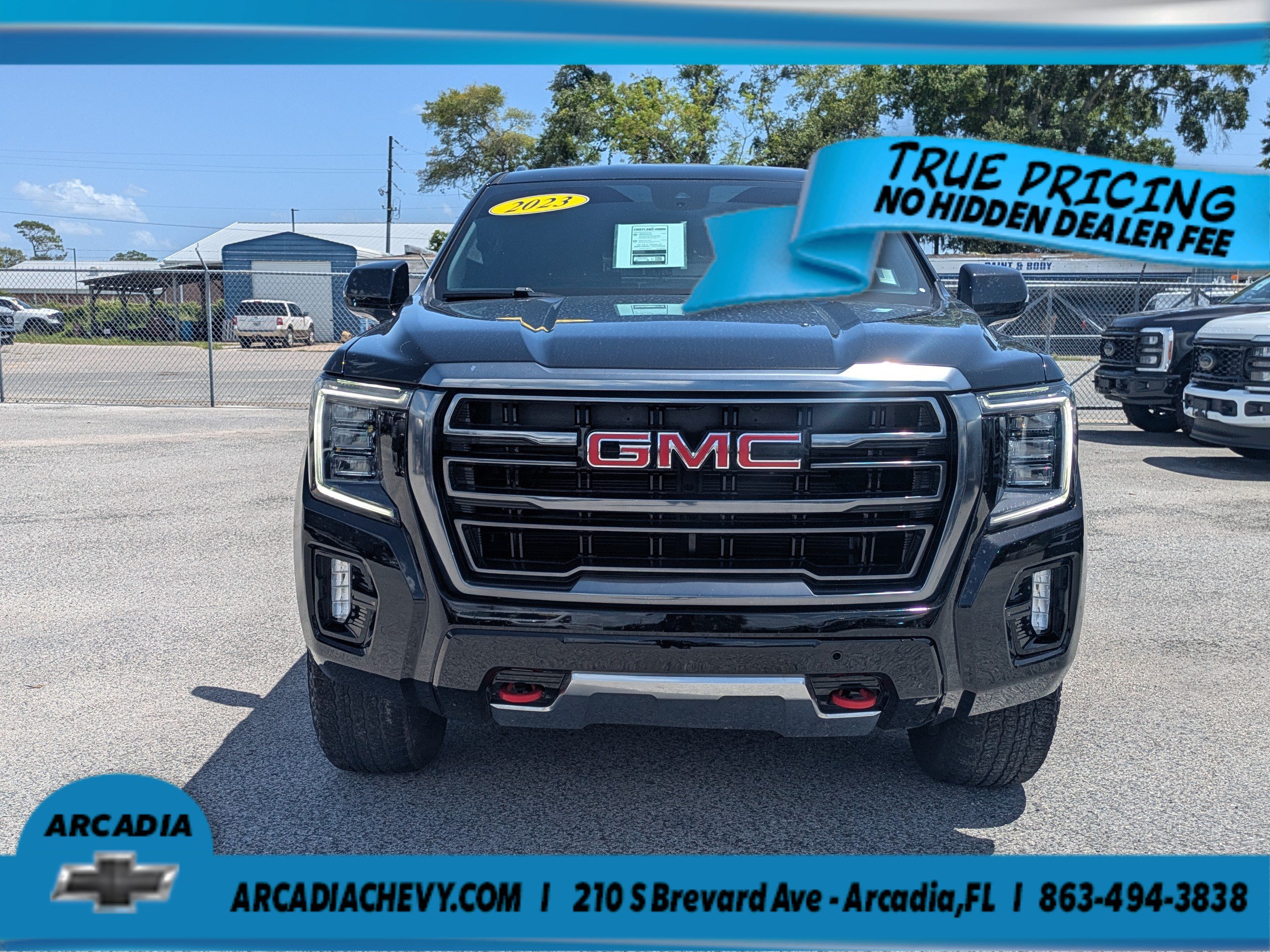 Used 2023 GMC Yukon AT4 w/ LPO, Floor Liner Package AWD/4WD image 9