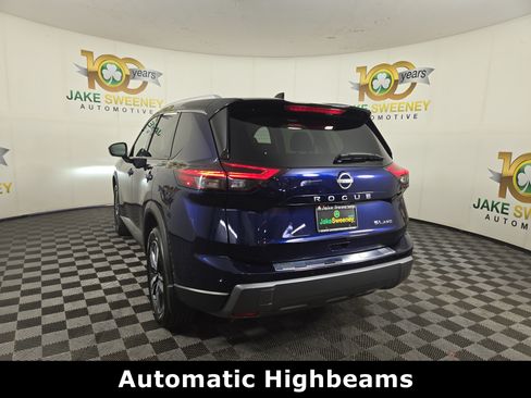 Used 2024 Nissan Rogue SL w/ SL Premium Package AWD/4WD image 6