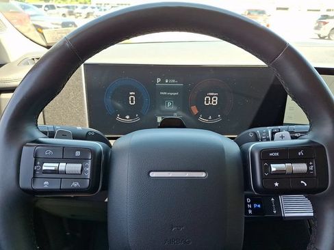 Certified 2025 Hyundai Santa Fe XRT AWD/4WD image 25