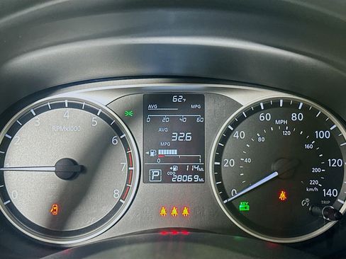 Used 2023 Nissan Kicks S image 18