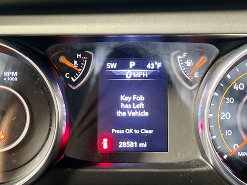 Used 2023 Jeep Wrangler Unlimited Sport image 23