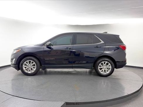 Used 2020 Chevrolet Equinox LT w/ Driver Convenience Package FWD image 3
