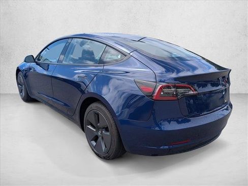 Used 2023 Tesla Model 3 Standard Range RWD image 10