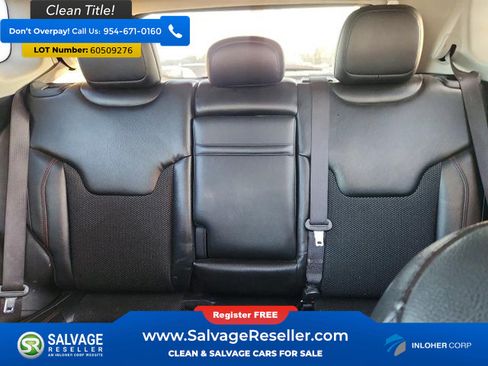 Used 2018 Jeep Compass Trailhawk AWD/4WD image 13