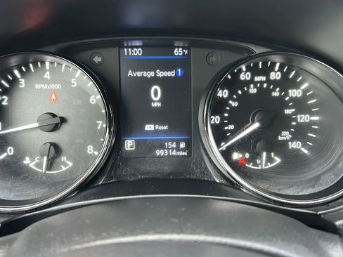 Used 2019 Nissan Rogue SV AWD/4WD image 23
