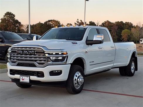 New 2026 RAM 3500 Limited image 6
