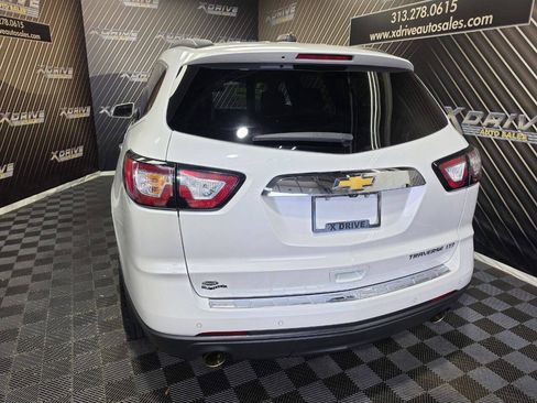 Used 2016 Chevrolet Traverse LTZ FWD image 9